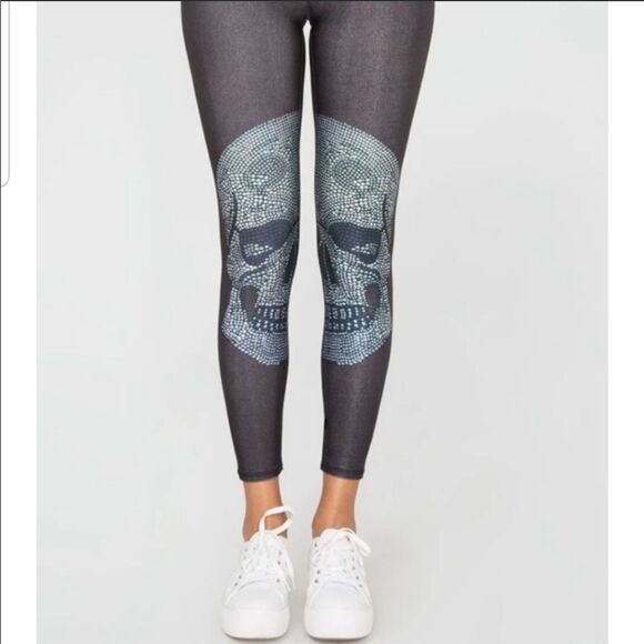 Terez Crystal Skull Leggings, Size XS, Charcoal - Picture 3 of 13